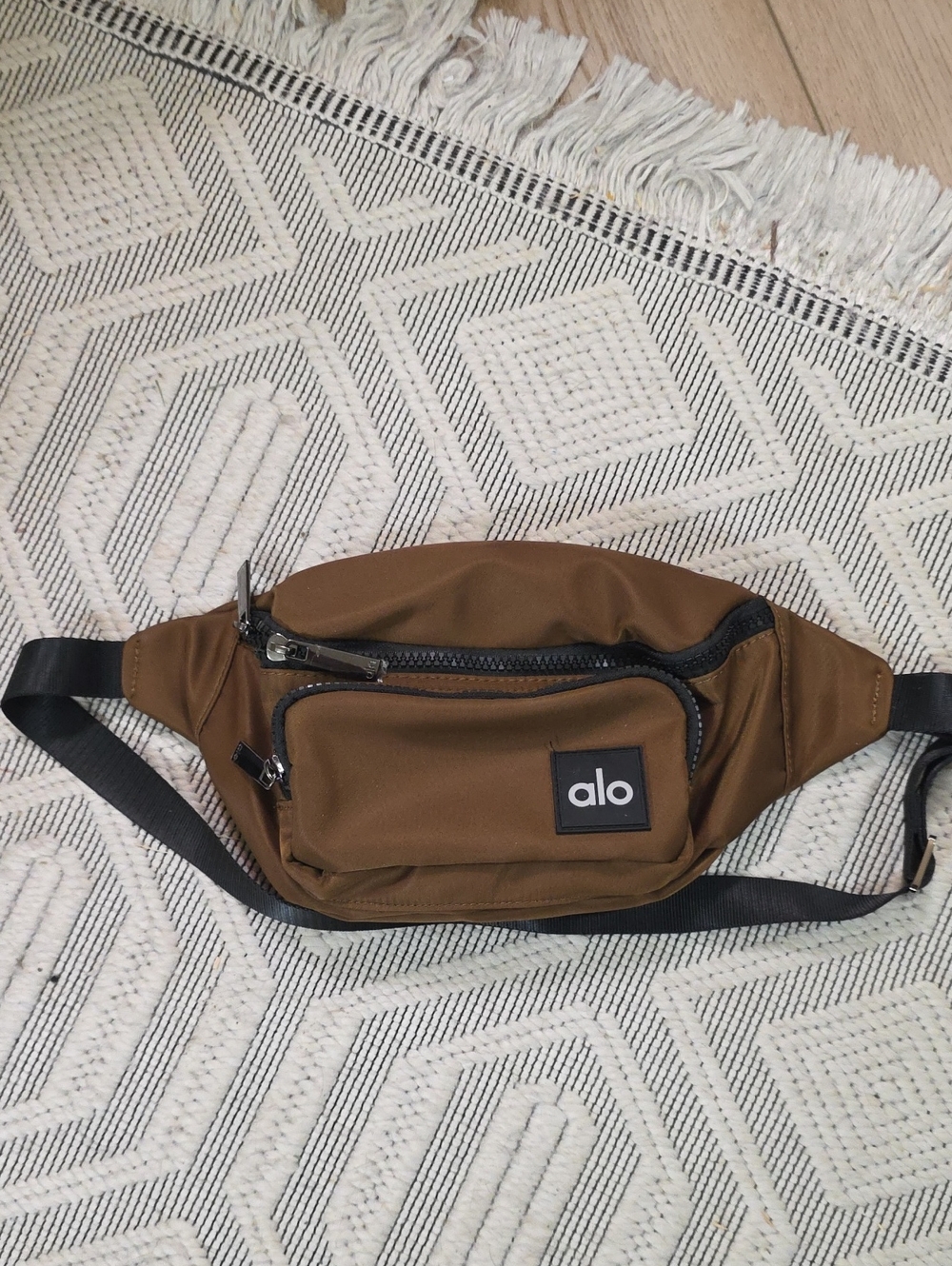Alo Men's Brown Waist/Shoulder Belt Bag - Sleek Hands-Free Carry